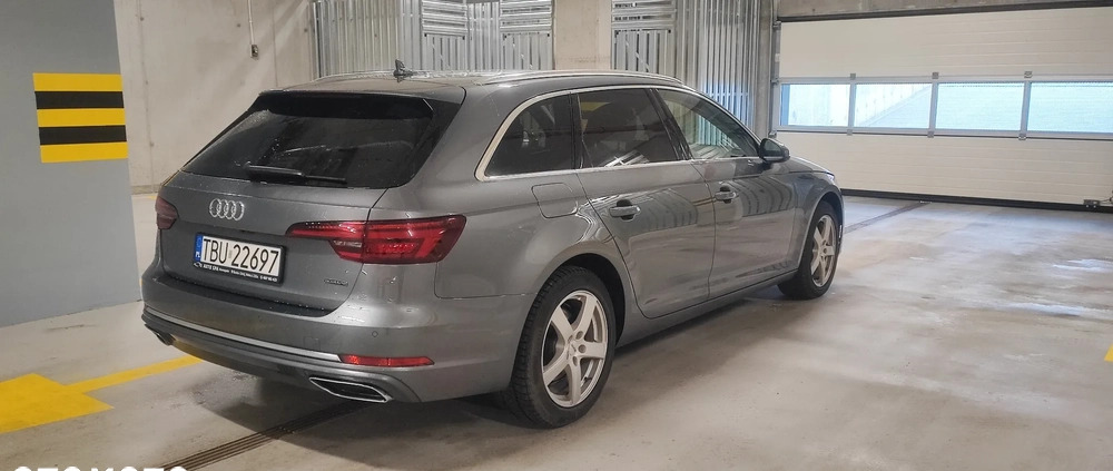 Audi A4 cena 104900 przebieg: 132700, rok produkcji 2019 z Kańczuga małe 121